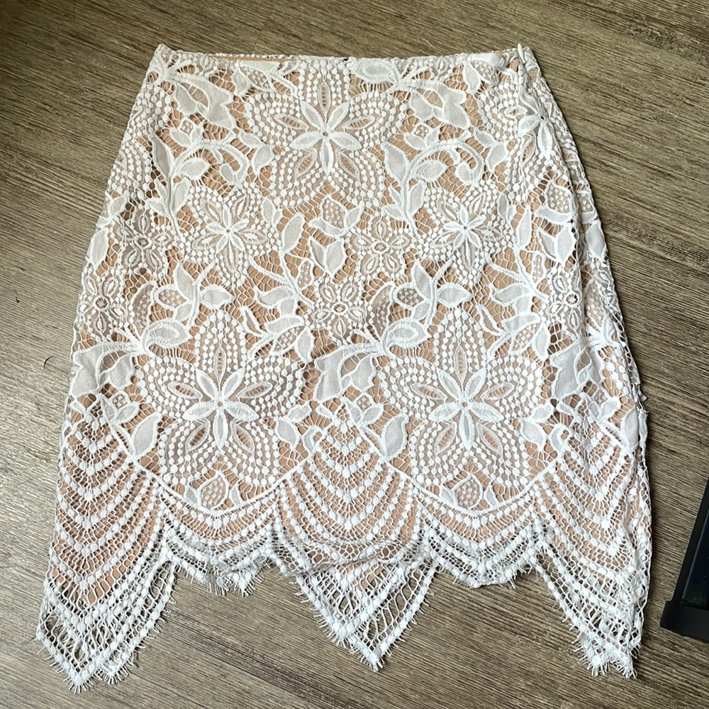 FOR LOVE AND LEMONS